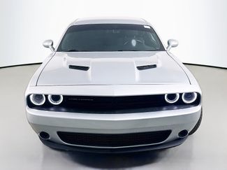 Used 2021 Dodge Challenger SXT RWD video 2