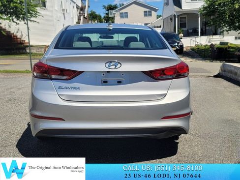 Used 2018 Hyundai Elantra SEL FWD image 9