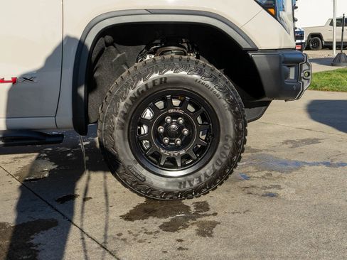 New 2026 GMC Sierra 1500 AT4X w/ AT4X AEV Edition image 35