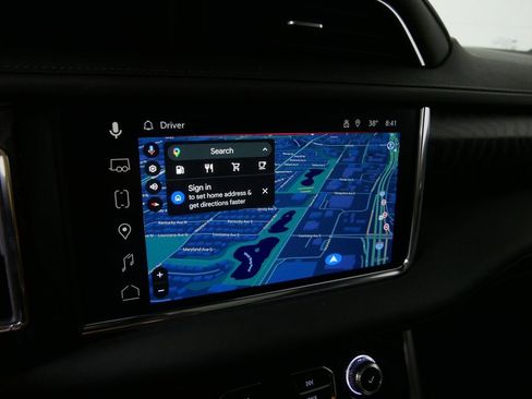 Used 2023 GMC Yukon Denali image 32