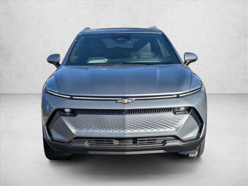 New 2026 Chevrolet Equinox EV LT image 6