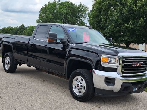 Used 2019 GMC Sierra 2500 SLE w/ Suspension Package, Off-Road AWD/4WD image 2