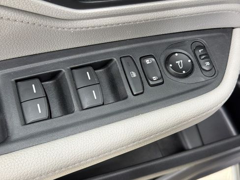 Used 2023 Honda Odyssey EX-L image 22