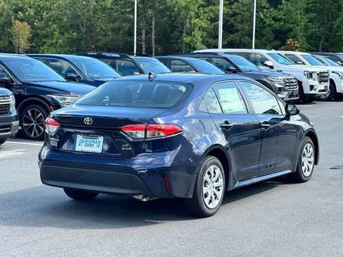 Used 2026 Toyota Corolla LE FWD image 7