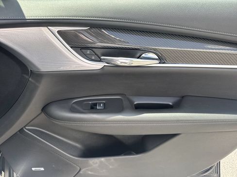 Used 2021 Cadillac XT6 Sport AWD/4WD image 14
