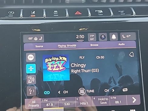 New 2025 Jeep Grand Cherokee Altitude image 4