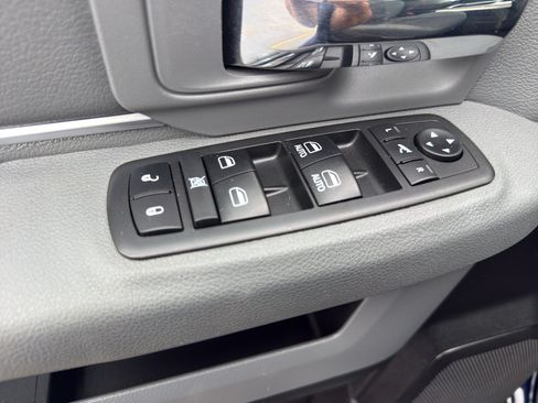 Used 2018 RAM 1500 Big Horn AWD/4WD image 13