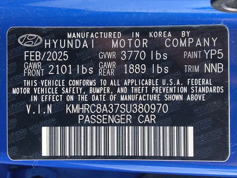 Used 2025 Hyundai Venue SEL FWD image 33
