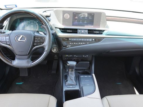 Used 2019 Lexus ES 350 w/ Premium Package FWD image 21