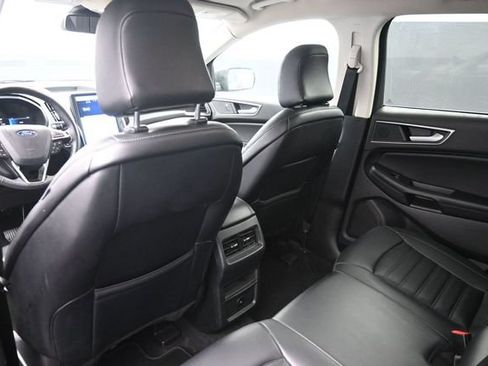 Used 2024 Ford Edge SEL AWD/4WD image 30