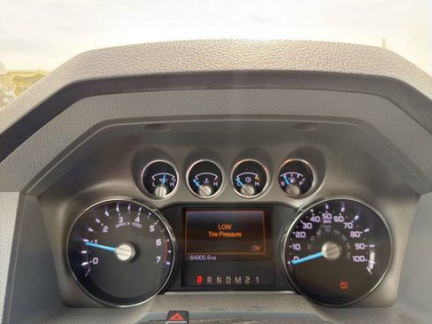 Used 2015 Ford F250 XLT w/ XLT Premium Package image 10