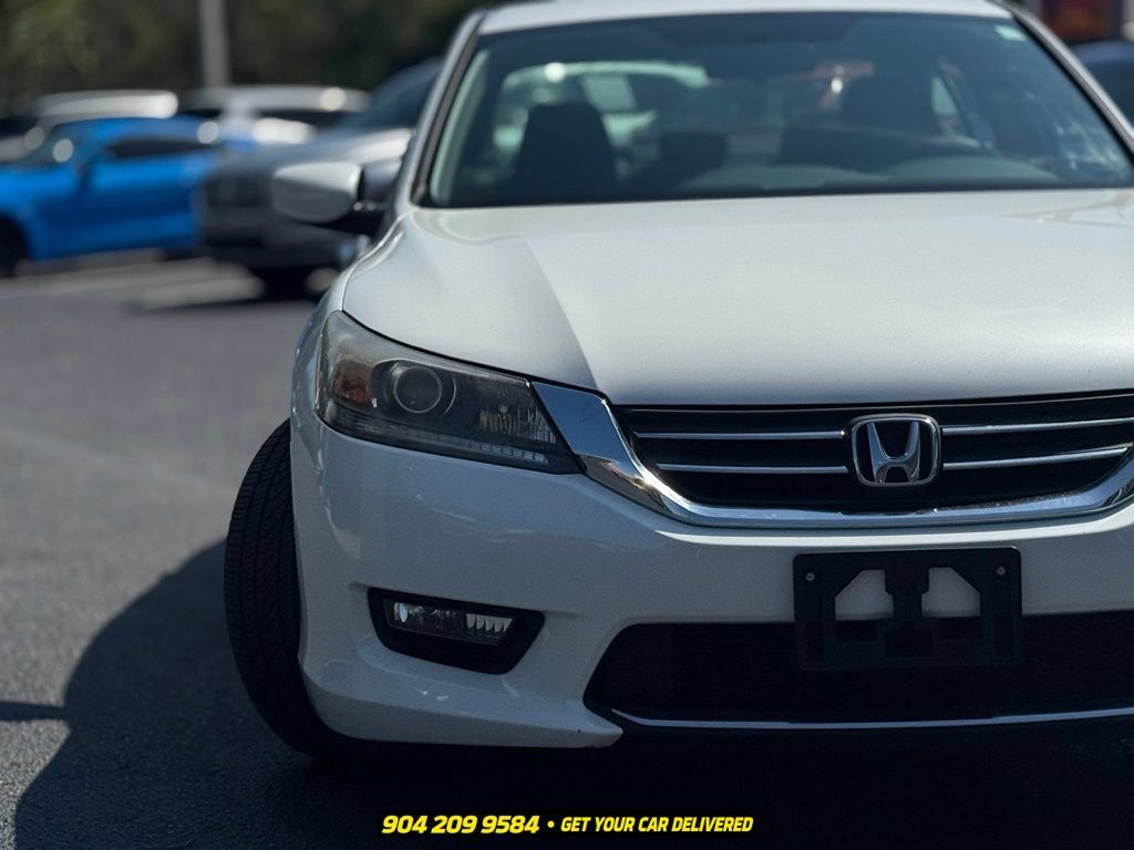Used 2015 Honda Accord Sport image 12