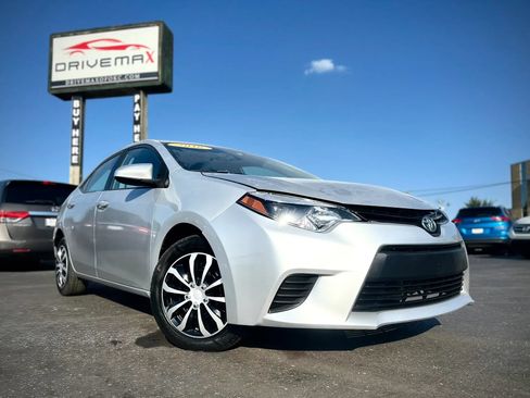 Used 2016 Toyota Corolla LE FWD image 1