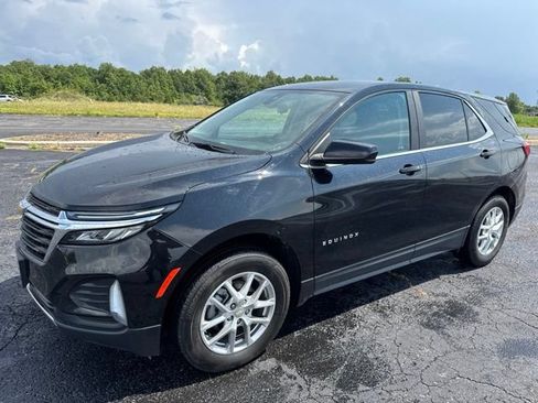 Used 2023 Chevrolet Equinox LT w/ Driver Convenience Package AWD/4WD image 1