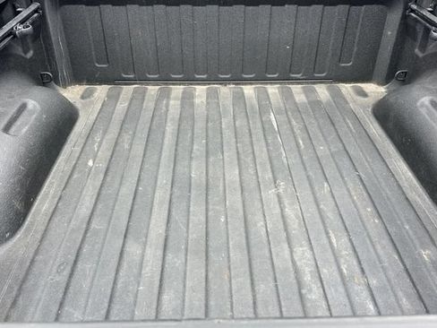 Used 2021 RAM 1500 Laramie AWD/4WD image 9
