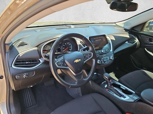 Certified 2022 Chevrolet Malibu RS FWD image 10