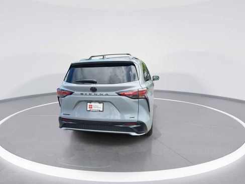 Certified 2026 Toyota Sienna XSE AWD/4WD image 7