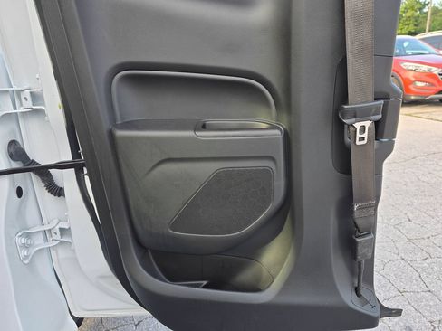Used 2022 Chevrolet Colorado LT w/ Fleet Safety Package RWD image 12