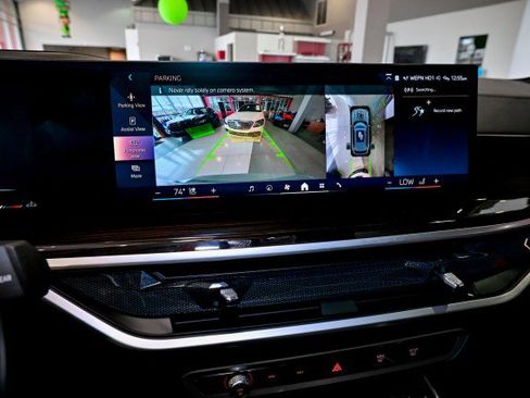 Used 2024 BMW X5 xDrive40i w/ Executive Package image 41