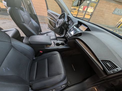 Used 2019 Acura MDX w/ Technology Package FWD image 12