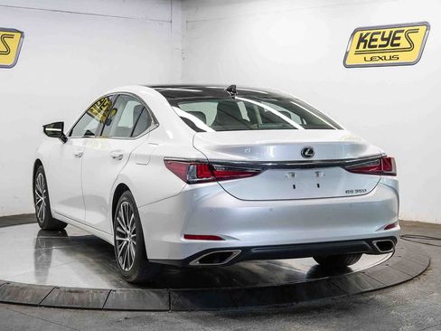 Used 2023 Lexus ES 350 w/ Premium Package FWD image 2