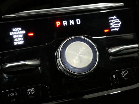 Used 2023 Jeep Grand Cherokee L Summit AWD/4WD image 25