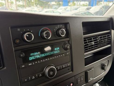 Used 2020 Chevrolet Express 3500 LT w/ LT Preferred Equipment Group RWD image 26