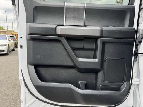 Used 2019 Ford F150 XLT w/ Equipment Group 302A Luxury AWD/4WD image 44