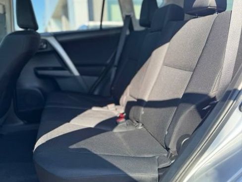 Used 2017 Toyota RAV4 LE w/ All Weather Liner Package FWD image 23