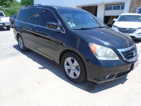 Used 2010 Honda Odyssey Touring image 8