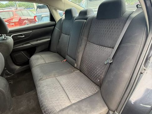 Used 2018 Nissan Altima 2.5 SV FWD image 10