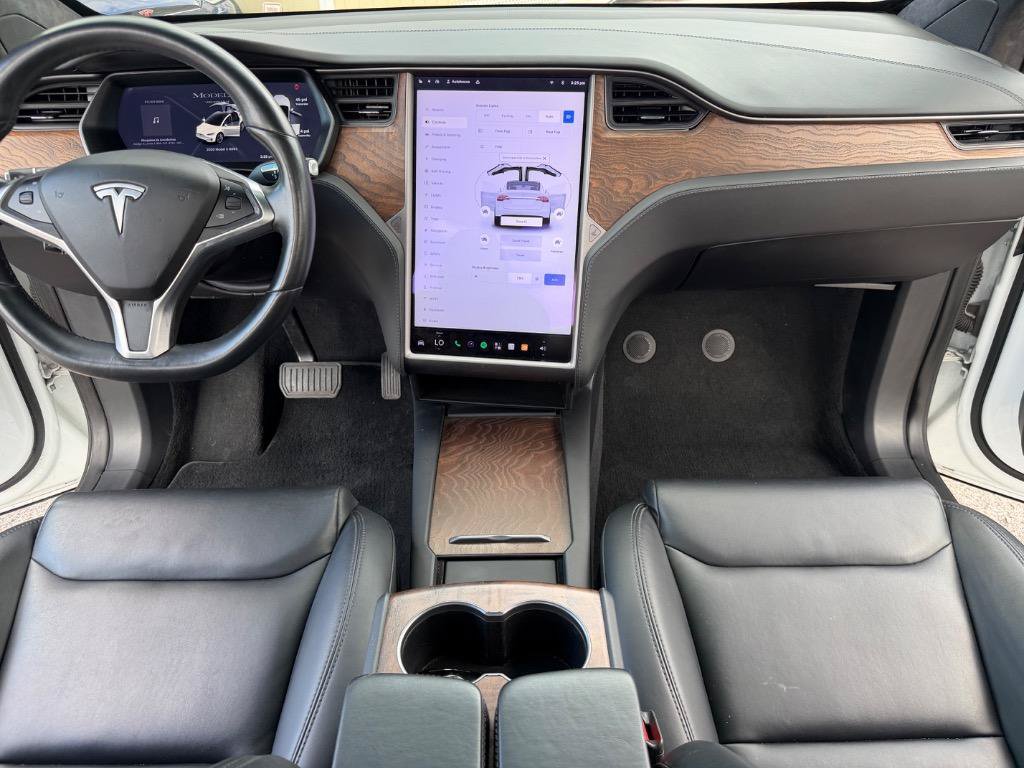 Used 2020 Tesla Model X Long Range AWD/4WD image 19