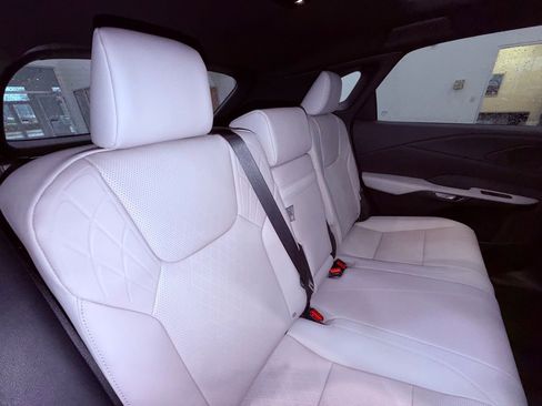 Certified 2026 Lexus RX 350 w/ Convenience Package image 19
