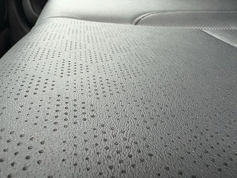 Used 2023 Kia Seltos SX w/ SX Sunroof Package image 26