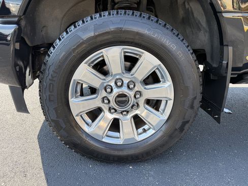 Used 2017 Ford F250 Platinum w/ Platinum Ultimate Package AWD/4WD image 41