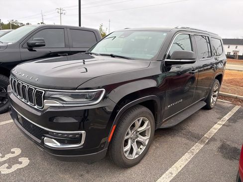 Used 2022 Jeep Wagoneer Series I w/ Premium Group I image 12