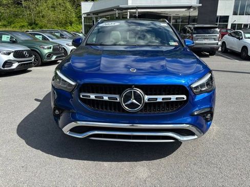 Certified 2025 Mercedes-Benz GLA 250 4MATIC image 2