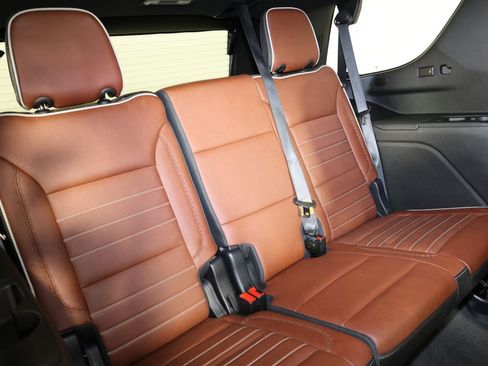 Used 2023 GMC Yukon Denali Ultimate w/ LPO, Floor Liner Package AWD/4WD image 45