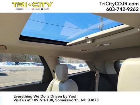 Used 2018 Buick Enclave Essence image 18