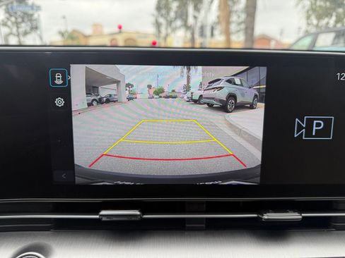 Used 2025 Hyundai Kona SEL image 23