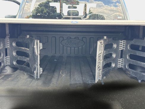 Used 2020 Ford F150 Raptor w/ Equipment Group 802A Luxury AWD/4WD image 12