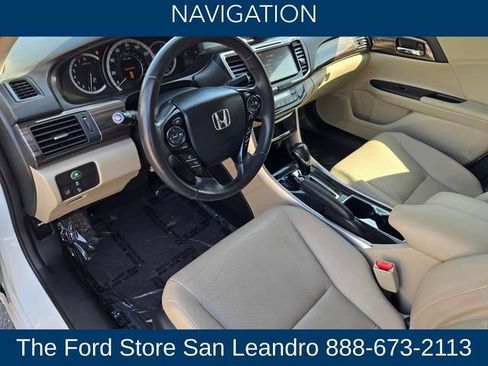 Used 2017 Honda Accord EX-L image 11