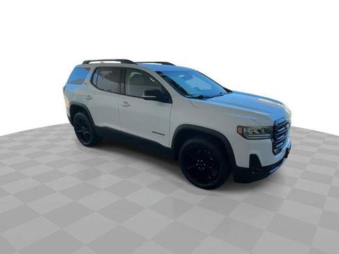 Certified 2023 GMC Acadia SLT w/ Elevation Edition AWD/4WD image 2