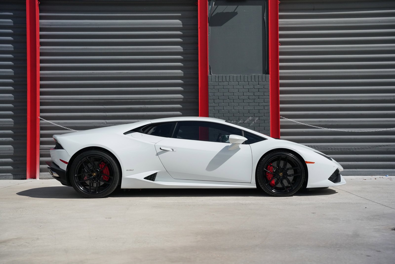 Used 2015 Lamborghini Huracan LP 610-4 AWD/4WD image 11
