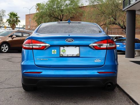 Used 2019 Ford Fusion SE FWD image 11