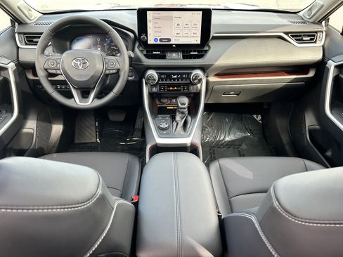 Used 2025 Toyota RAV4 Limited w/ Advanced Technology Package image 22