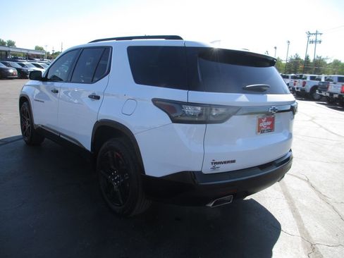 Used 2020 Chevrolet Traverse Premier w/ Redline Edition FWD image 9