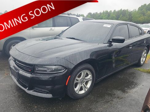 Used 2019 Dodge Charger SXT RWD image 1