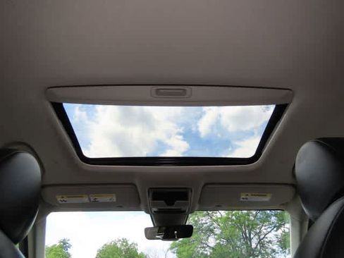 Used 2023 Honda CR-V EX-L image 24