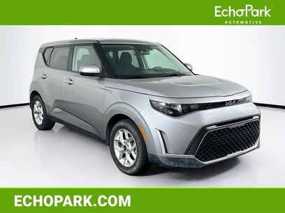 Used 2023 Kia Soul LX w/ LX Technology Package